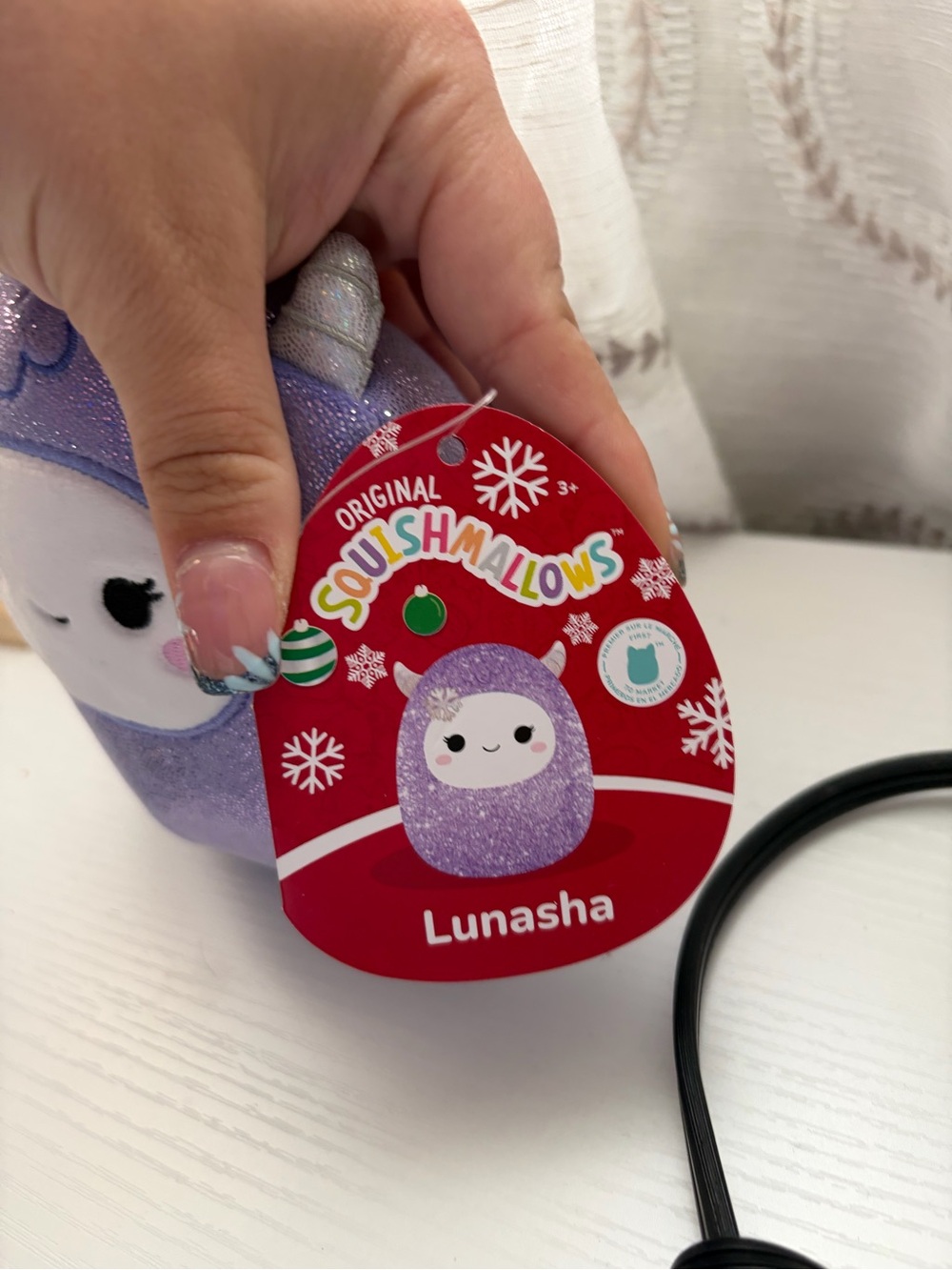 Lunasha the Yeti 5" Shiny Squishmallow - Picture 2 of 3